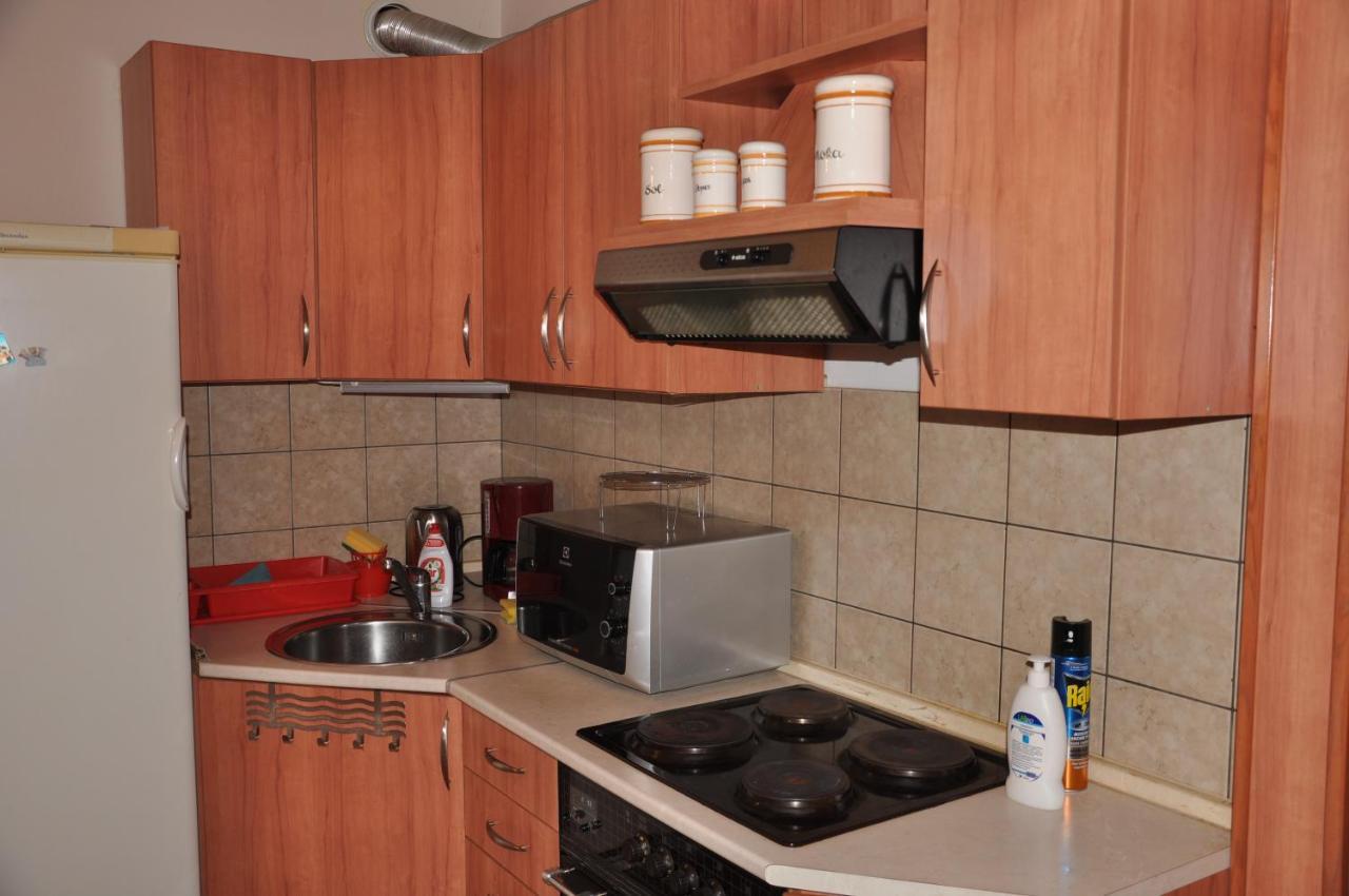 Apartmani Karla Klenovica Exterior photo