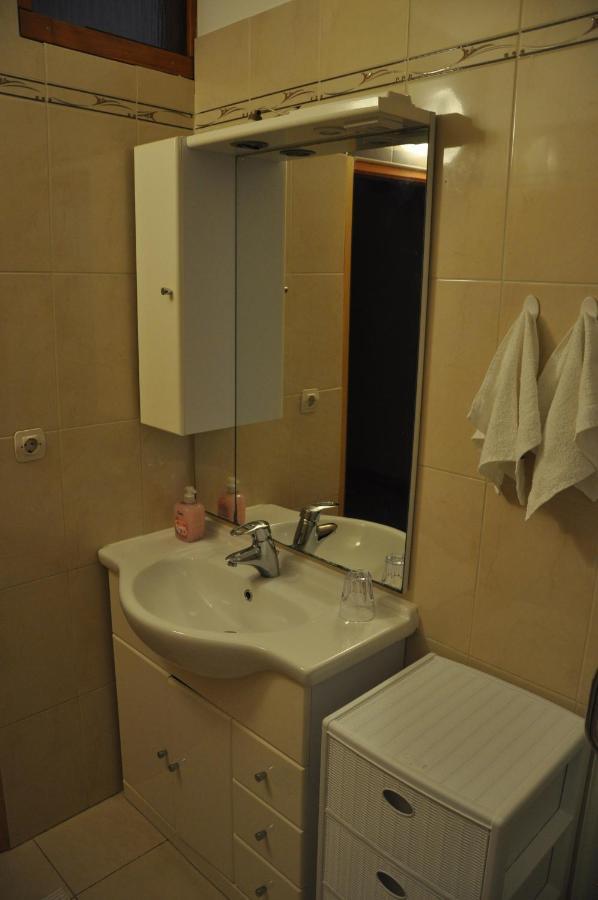 Apartmani Karla Klenovica Exterior photo